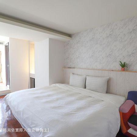 Dream 12 Hotel Taichung Exterior foto